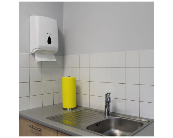 Ściereczki do mycia na mokro, na rolce z perforacją do odrywania - 35 szt. Ściereczki do mycia na mokro, na rolce z perforacją do odrywania - 35 szt.